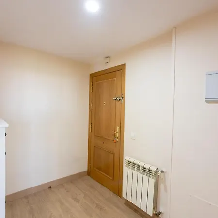 Apartment For Your Amplio Y Luminoso Temporal En Orcasitas - Wifi Bea25