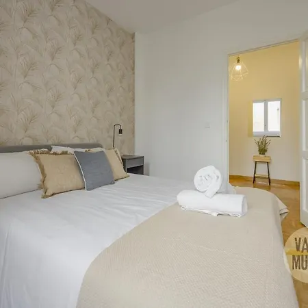 Centrico Apt En La Calle Toledo 77 Apartamento *