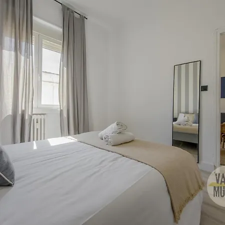 And Cool Apt 7pax En La Latina-centro Apartment *