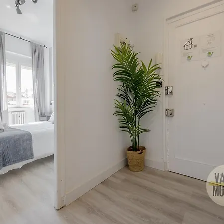 And Cool Apt 7pax En La Latina-centro Apartment *