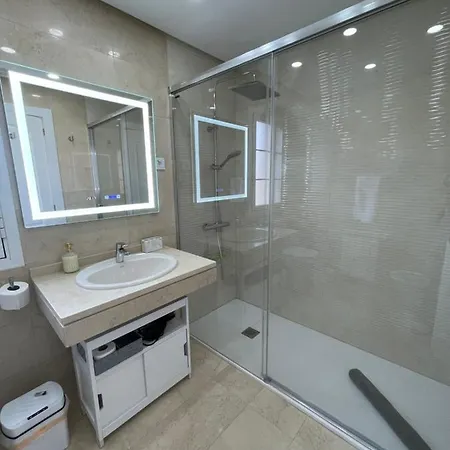 Moderna Casa De Lujo Con Jacuzzi En El Jardin Holiday home *