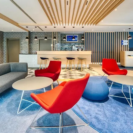 فندق Express - - Airport By Ihg 3*