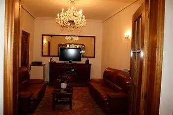 Hispano Gran Via Guest house 2*