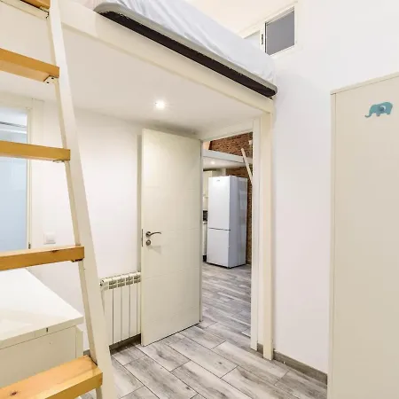 Apartment Apartamento 6 Personas En Cuatro Caminos Madrid