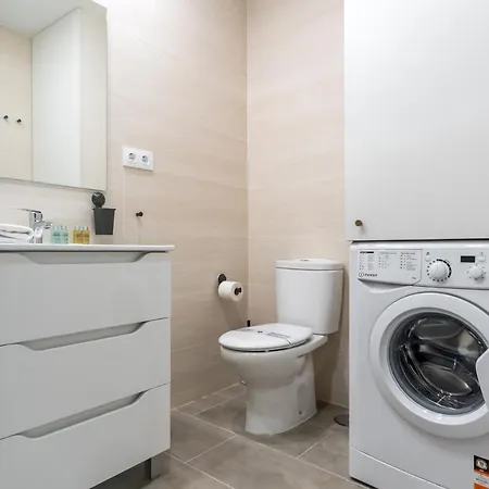 Modern, Bright - 1bd 1bth -lavapies