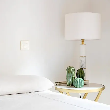 3 Bedrooms 2 Bathrooms Furnished - Salamanca - Stylish - Mintystay * Madrid