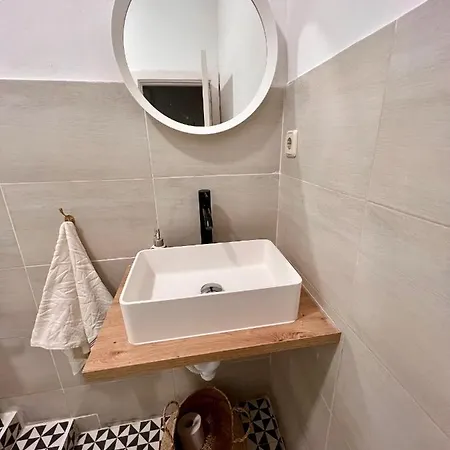 Urban Fuencarral Guest house *