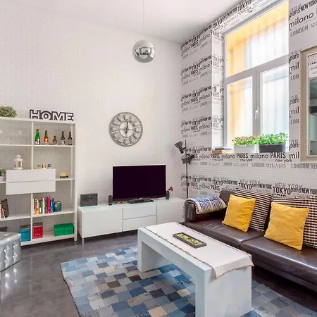 1 Bedroom 1 Bathroom Furnished Stylish Apt- Malasana - Mintystay Apartment