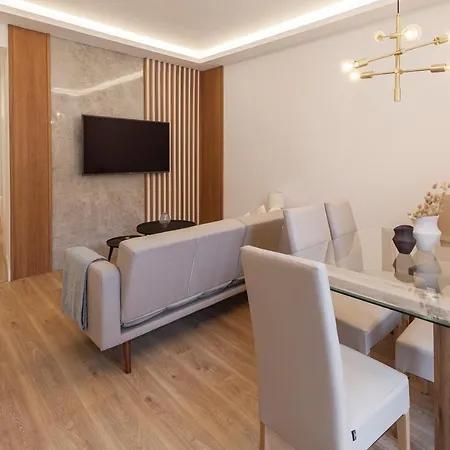 Plaza Espana Iii Calle Leganitos 2br 2bh Apartment Madrid
