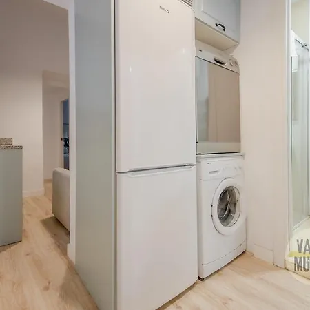 Nuevo Apt De 7p Entre La Cava Alta Y La Cava Baja Apartamento