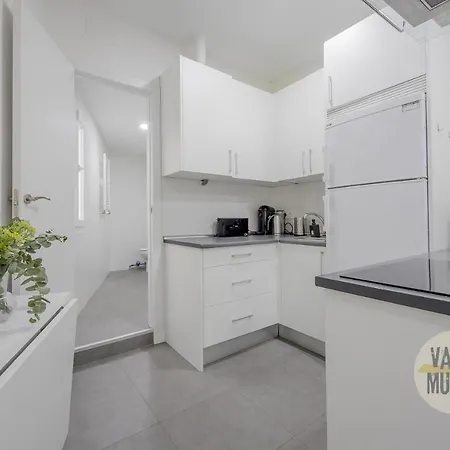 Exquisite New Apt En Gran Via/centro 5pax *