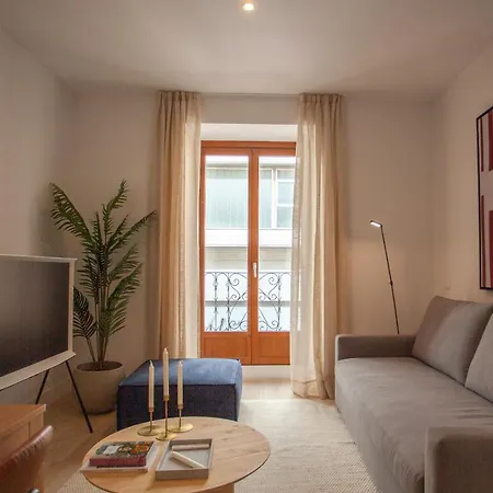 Apartment In Chamberi *