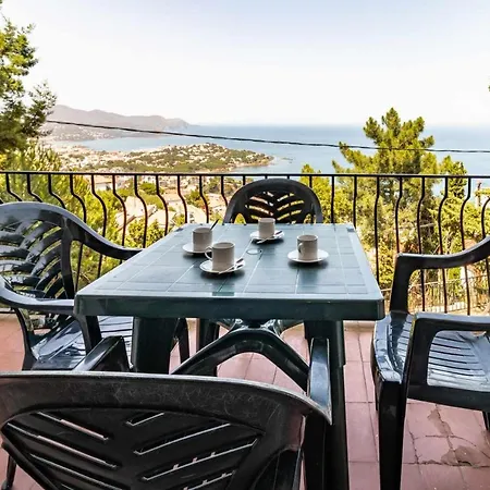 Super Fener 92 Con Terraza Y Vistas Llanca