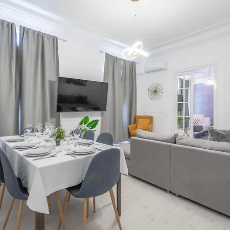 Penthouse Deluxe Granvia, By Monaro Madrid