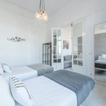 Penthouse Deluxe Granvia, By Monaro