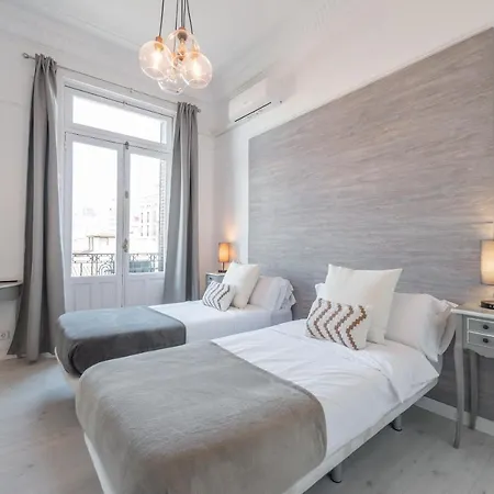 Penthouse Deluxe Granvia, By Monaro Apartment *