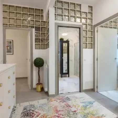 2 Bedrooms 2 Bathrooms Furnished - Plaza Mayor - Spacious & Equipped - Mintystay Apartment *