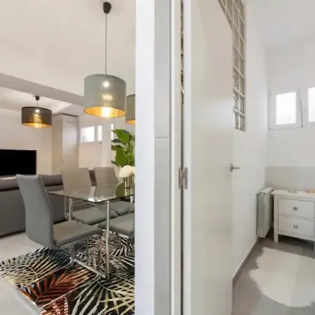 2 Bedrooms 2 Bathrooms Furnished - Plaza Mayor - Spacious & Equipped - Mintystay Apartment Madrid