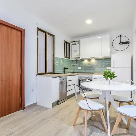 Apartamento Reformado En El Centro Apartment *