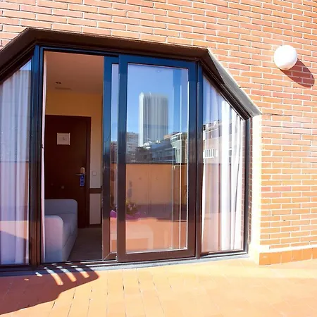 Aparthotel Espahotel Plaza Basílica 3*