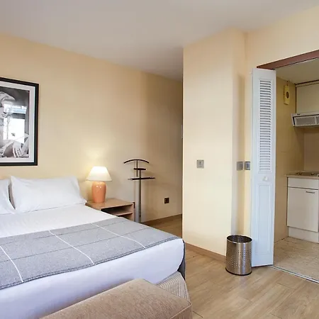 Espahotel Plaza Basilica Aparthotel