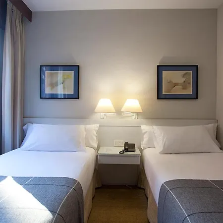 Espahotel Plaza Basilica Aparthotel Madrid