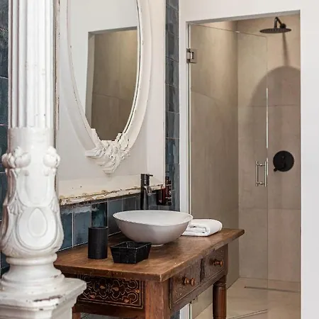 Queens House Chueca Guest house Madrid