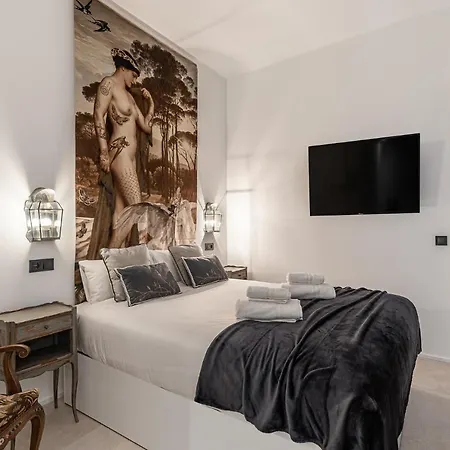 Queens House Chueca Guest house Madrid
