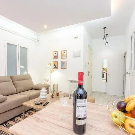 For Your Titulo Moderno Y Elegante Temporal En Barrio Ibiza Men30 Apartment Madrid