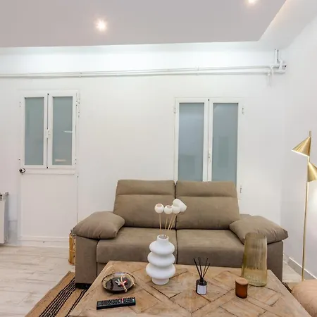 For Your Titulo Moderno Y Elegante Temporal En Barrio Ibiza Men30 Apartment