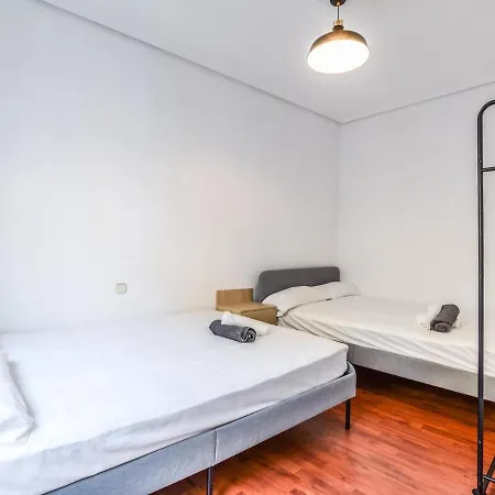 Apartment Apartamento En Plaza De Lavapies Madrid