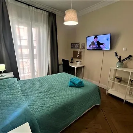 Quarto em Acomodações Particulares Alojamiento Don Ramón *