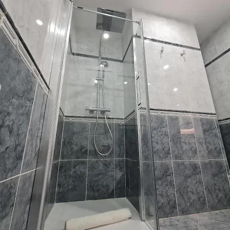 Moderna Casa De Lujo Con Jacuzzi En El Jardin Holiday home