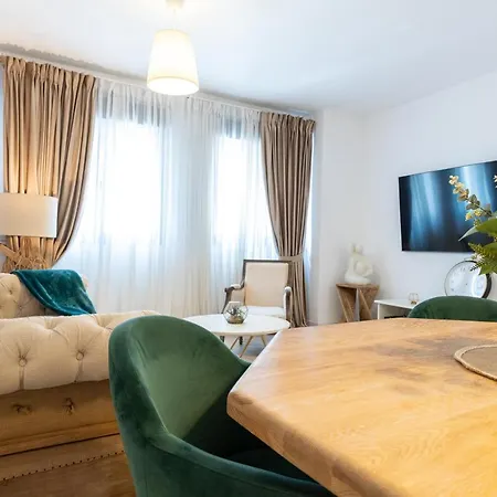 Apartment Charleroi Xxii Deluxe