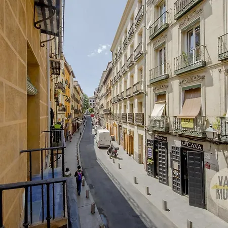 Nuevo Apt De 7p Entre La Cava Alta Y La Cava Baja