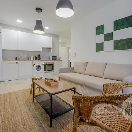 Spacious New 7 En La Plaza De Tirso De Molina Apartment Madrid
