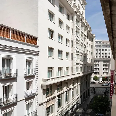 Petit Palace Cliper-gran Via Hotel 3*