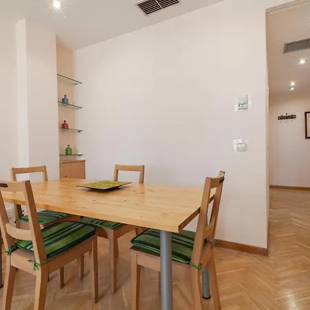 Cozy Chamberi Vii Renovated 1br 1bh *