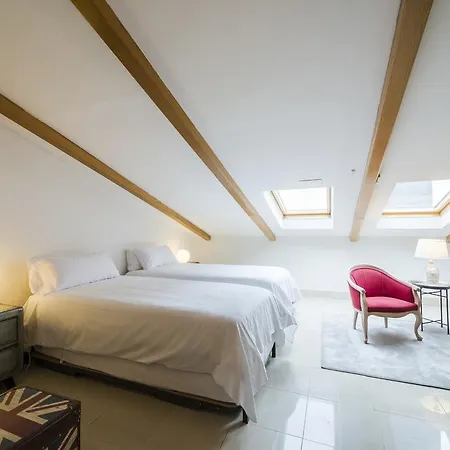 Wootravelling Plaza De Oriente Homtels