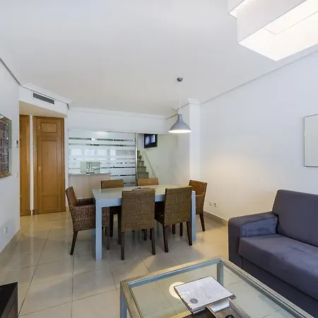 Wootravelling Plaza De Oriente Homtels