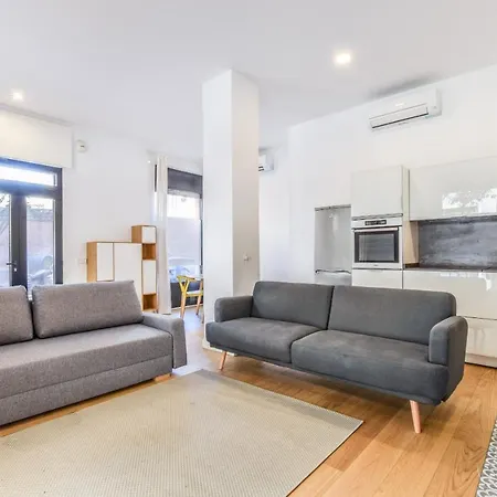 Loft Reformado En La Plaza De Ventas *