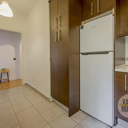 Apartamento De 4hab En La Latina Con Vistas Apartment *