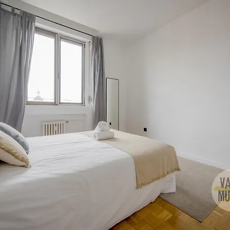Apartamento De 4hab En La Latina Con Vistas Apartment *