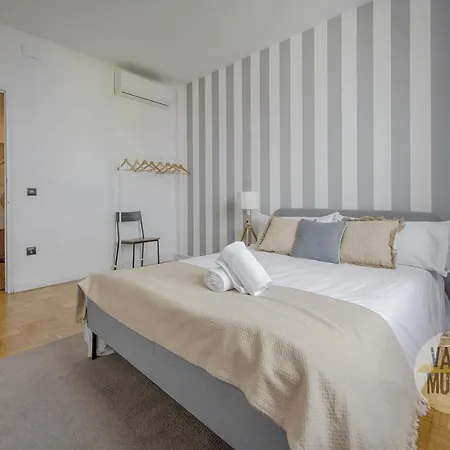 Apartamento De 4hab En La Latina Con Vistas