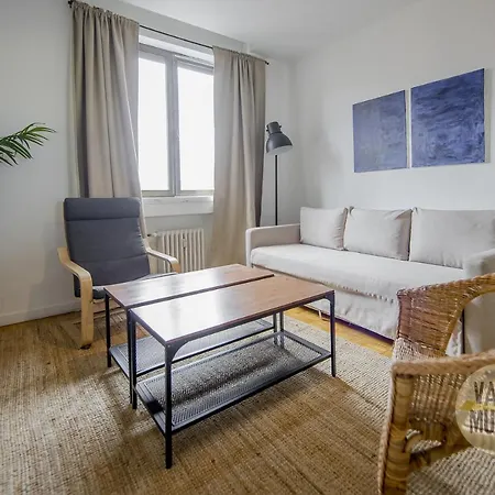 Appartamento Apartamento De 4hab En La Latina Con Vistas