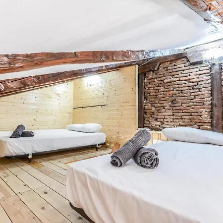 Appartement Atico Espacioso En Malasana *