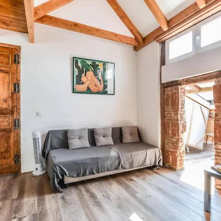 Atico Espacioso En Malasana Appartement Madrid