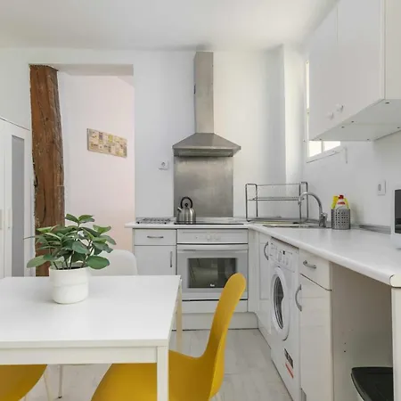 아파트 Apartamento Centrico Y Confortable 마드리드