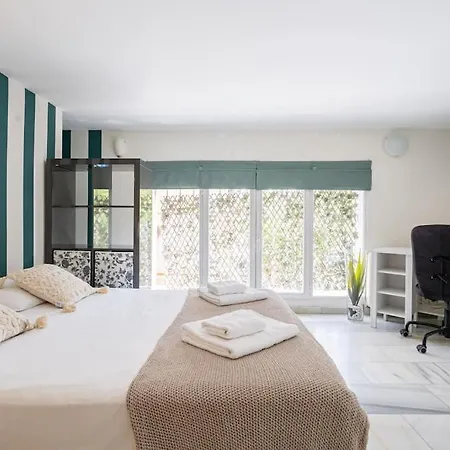 Arriaga Alto- Coqueto Duplex. Parking Gratuito Madrid