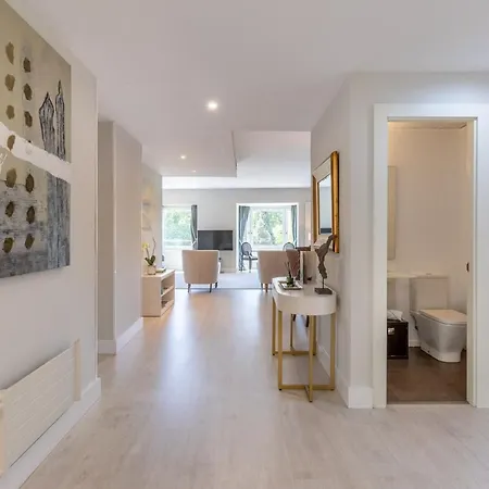 Spectacular 2-bedroom With Stunning Retiro Park Views In The Heart Of Barrio Salamanca